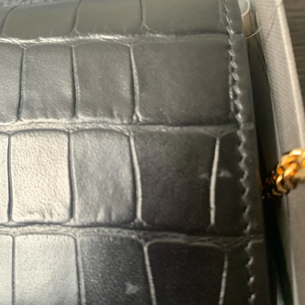 Alexandre McQueen Skull Croc Embossed Leather Wallet on a Chain - Picture 13 of 14